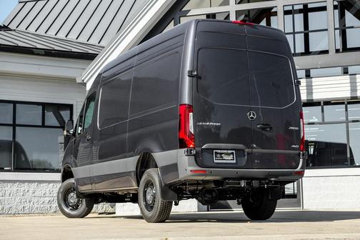 2025 Mercedes-Benz Sprinter 2500 Standard Roof