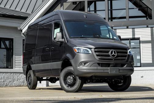 2025 Mercedes-Benz Sprinter 2500 Standard Roof