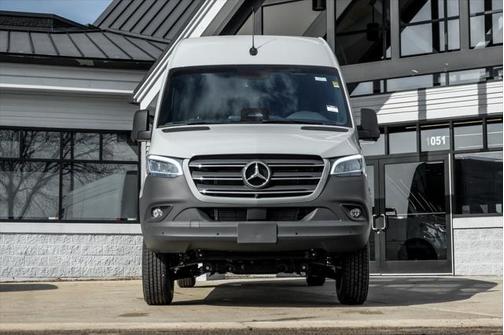 2025 Mercedes-Benz Sprinter 2500 High Roof