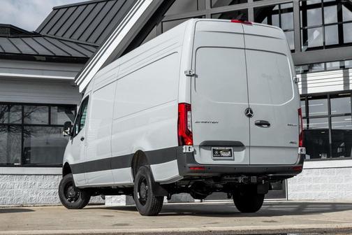2025 Mercedes-Benz Sprinter 2500 High Roof