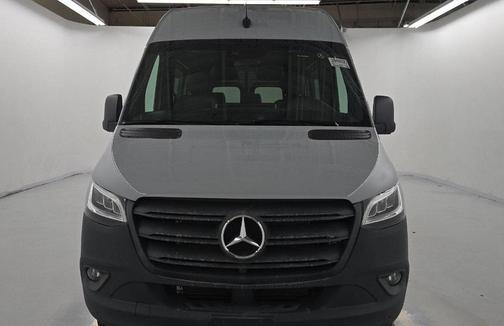 2023 Mercedes-Benz Sprinter 2500 Crew 144 WB