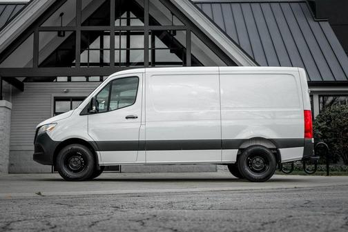 2026 Mercedes-Benz Sprinter 2500 Standard Roof