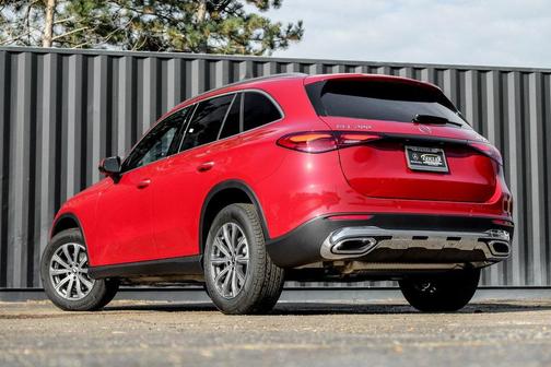 2026 Mercedes-Benz GLC 300 4MATIC