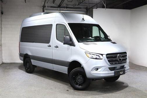 2025 Mercedes-Benz Sprinter 2500 Passenger 144 WB