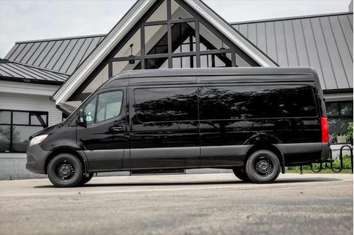 2025 Mercedes-Benz Sprinter 2500 High Roof