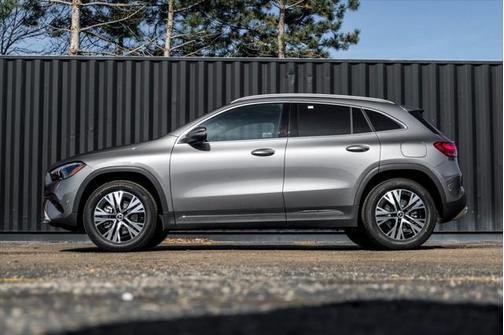 2025 Mercedes-Benz GLA 250 4MATIC