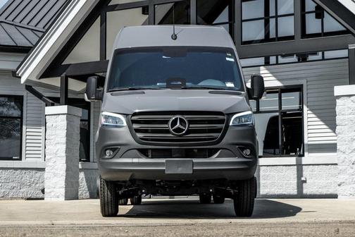 2025 Mercedes-Benz Sprinter 3500XD High Roof