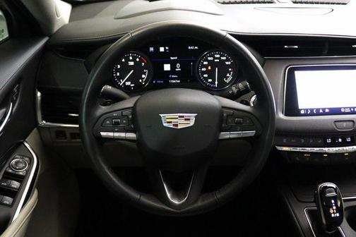 2021 Cadillac XT4 Premium Luxury