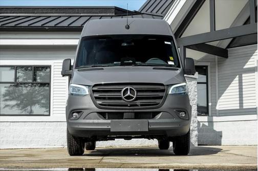 2025 Mercedes-Benz Sprinter 2500 High Roof