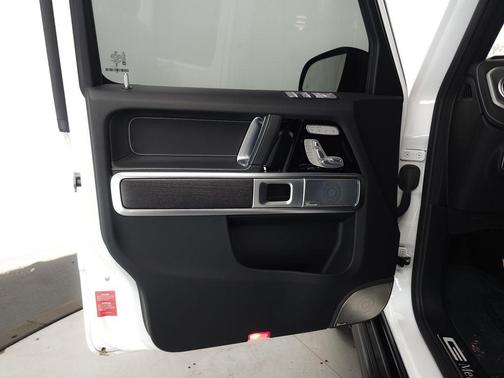 Moonlight White Metallic 2025 Mercedes-Benz G-Class 4MATIC