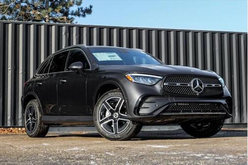 2025 Mercedes-Benz GLC 300 4MATIC