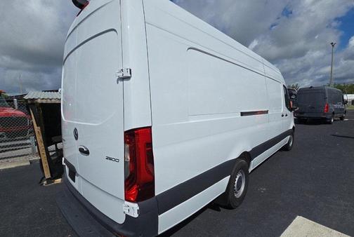 2024 Mercedes-Benz Sprinter 2500 High Roof