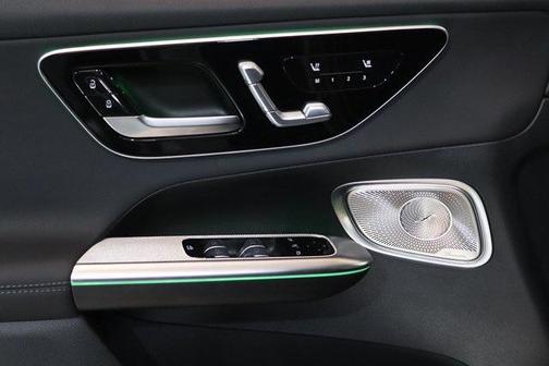 2025 Mercedes-Benz GLC 350e Base