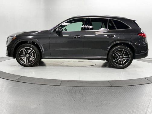 2025 Mercedes-Benz GLC 350e Base