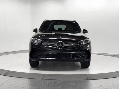 2025 Mercedes-Benz GLC 350e Base