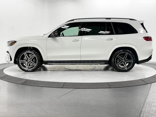 2024 Mercedes-Benz GLS 450 4MATIC