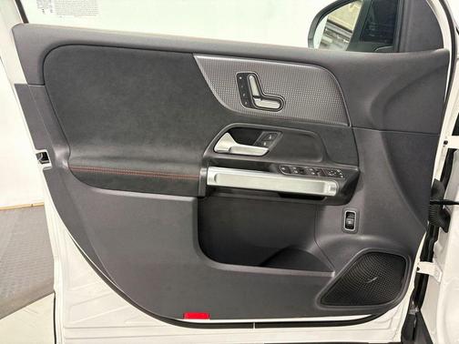 2023 Mercedes-Benz EQB 350 4MATIC