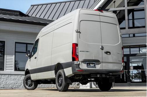 2025 Mercedes-Benz Sprinter 2500 4MATIC