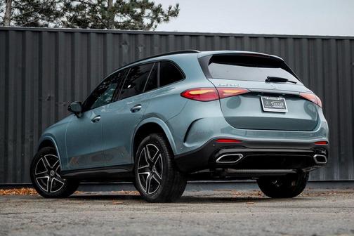 2026 Mercedes-Benz GLC 300 4MATIC
