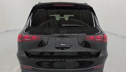 2025 Mercedes-Benz AMG GLS 63 Base
