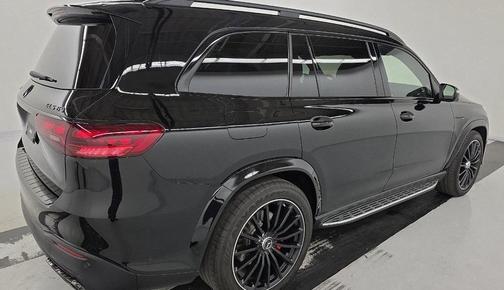 2025 Mercedes-Benz AMG GLS 63 Base