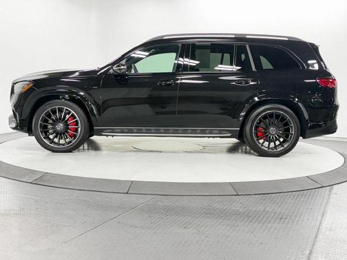 2025 Mercedes-Benz AMG GLS 63 Base