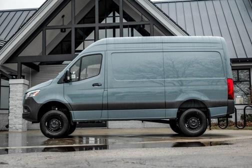 2026 Mercedes-Benz Sprinter 2500 High Roof