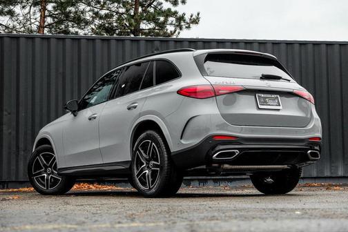 2026 Mercedes-Benz GLC 300 4MATIC