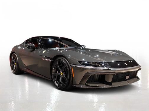 2025 Ferrari 12Cilindri Base