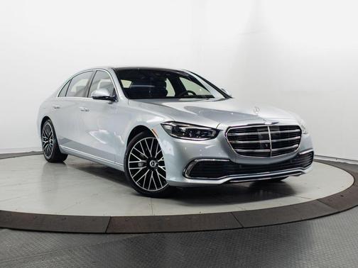 Cirrus Silver Metallic 2022 Mercedes-Benz S-Class 4MATIC