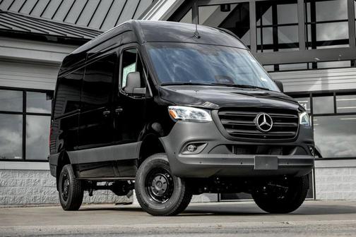 2025 Mercedes-Benz Sprinter 2500 Standard Roof