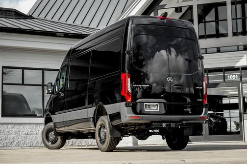 2025 Mercedes-Benz Sprinter 2500 Standard Roof