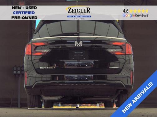 Crystal Black Pearl 2025 Honda Odyssey Sport-L
