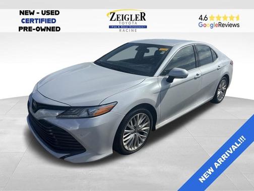 Wind Chill Pearl 2018 Toyota Camry XLE