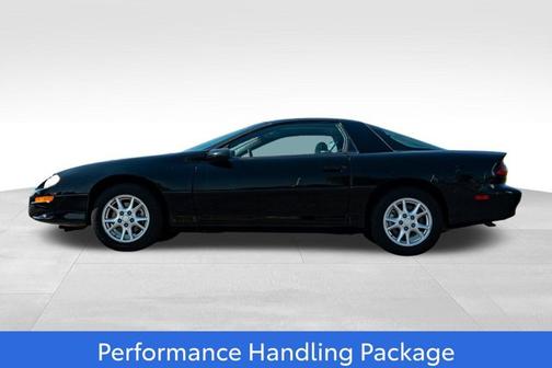 2001 Chevrolet Camaro Base