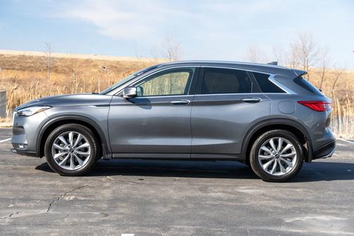 2021 INFINITI QX50 LUXE