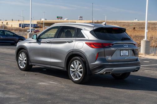 2021 INFINITI QX50 LUXE