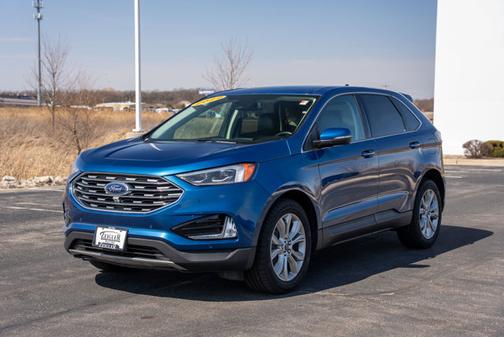 2022 Ford Edge Titanium