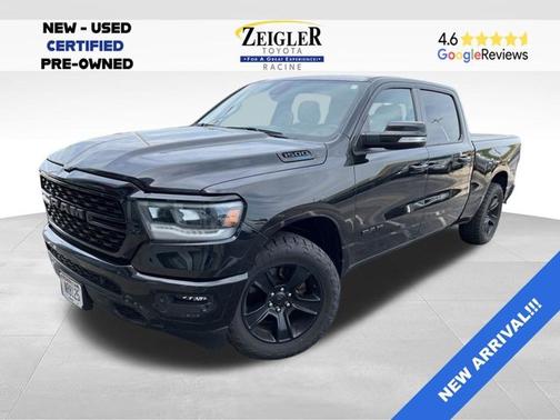 Diamond Black Crystal Pearlcoat 2022 RAM 1500 Big Horn/Lone Star