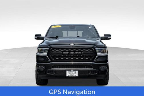 Diamond Black Crystal Pearlcoat 2022 RAM 1500 Big Horn/Lone Star