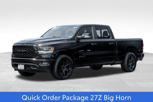 Diamond Black Crystal Pearlcoat 2022 RAM 1500 Big Horn/Lone Star