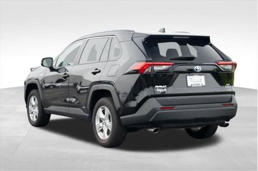 2020 Toyota RAV4 Hybrid XLE