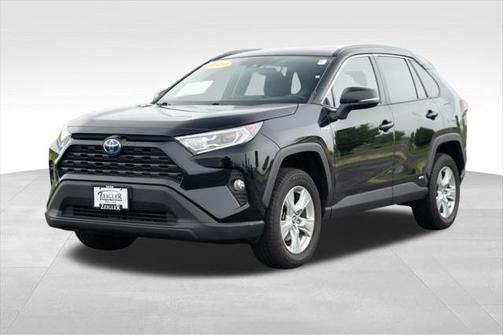 2020 Toyota RAV4 Hybrid XLE
