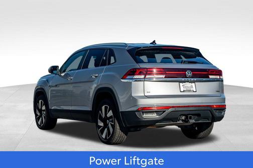 2025 Volkswagen Atlas Cross Sport 2.0T SE w/Technology 4MOTION