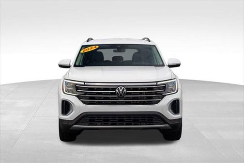 2024 Volkswagen Atlas 2.0T SE w/Technology 4MOTION