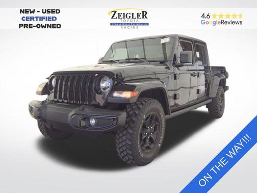 Black Clearcoat 2022 Jeep Gladiator Willys 4x4