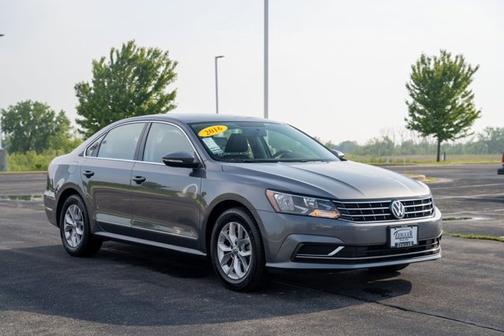 2016 Volkswagen Passat 1.8T S