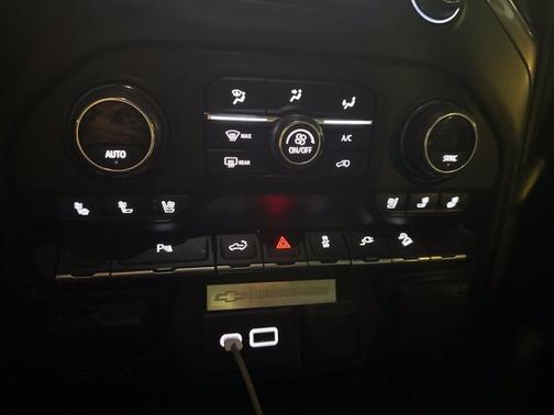 Summit White 2022 Chevrolet Silverado 1500 Limited LTZ