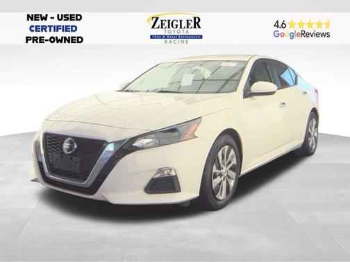 Glacier White 2022 Nissan Altima S FWD