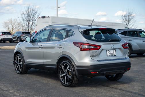 2022 Nissan Rogue Sport SL